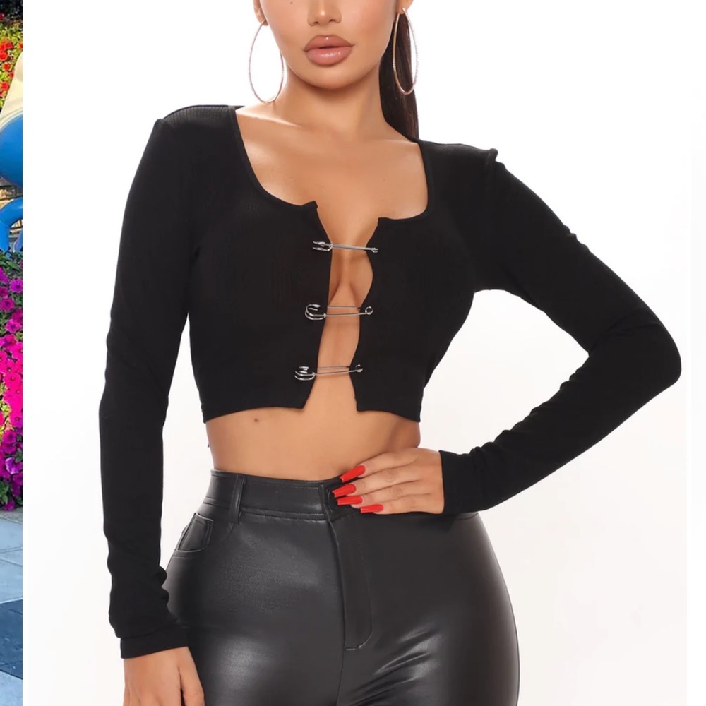 Fashion nova no exposure top